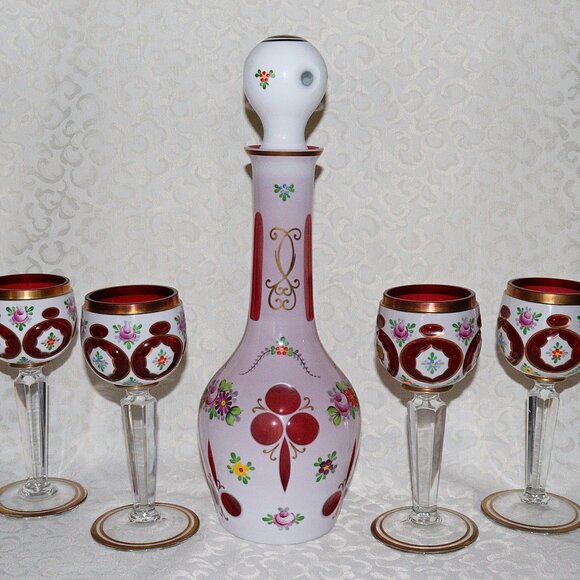 Antique cased Bohemian ruby glass decanter set - Picture 1 of 5